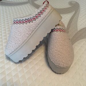 Cozy Sherpa Platform Slipper Mules with Embroidered Trim